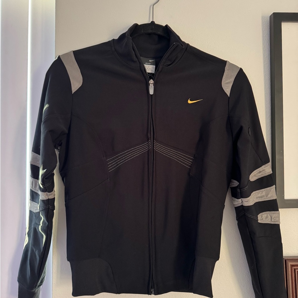 Nike Women’s Embroidered Jacket